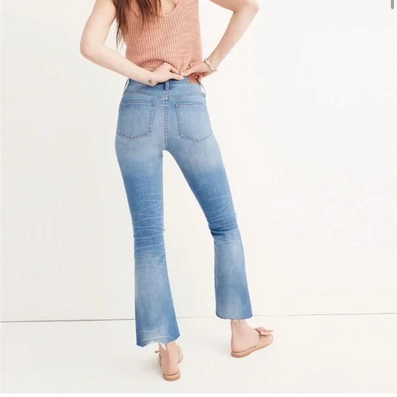 Madewell Women’s Cali Demi Mini Flare Distressed Jeans Size 24 - Picture 2 of 10
